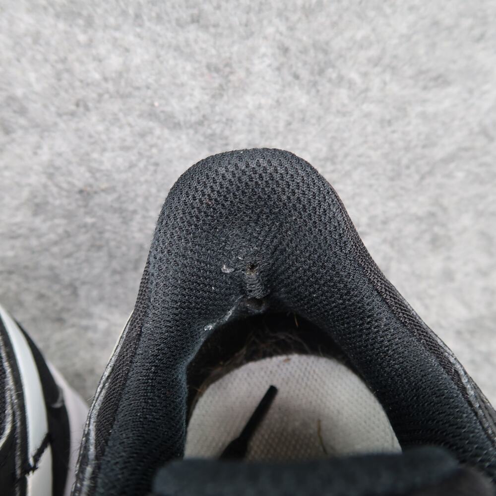 Nike Shoes Womens 10.5 Athletic Trainers Legacy Essential Sneakers Gym Workout - Picture 5 of 13
